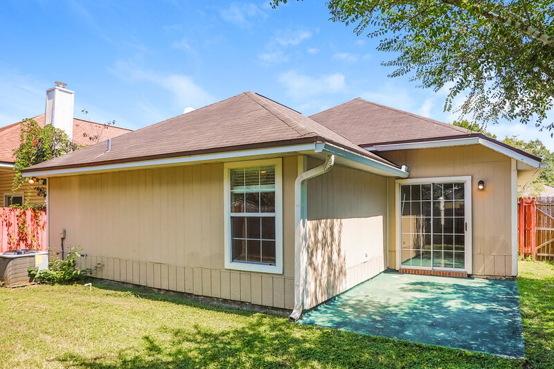 1,745/Mo, 1542 Slash Pine Ct Orange Park, FL 32073 Rear View