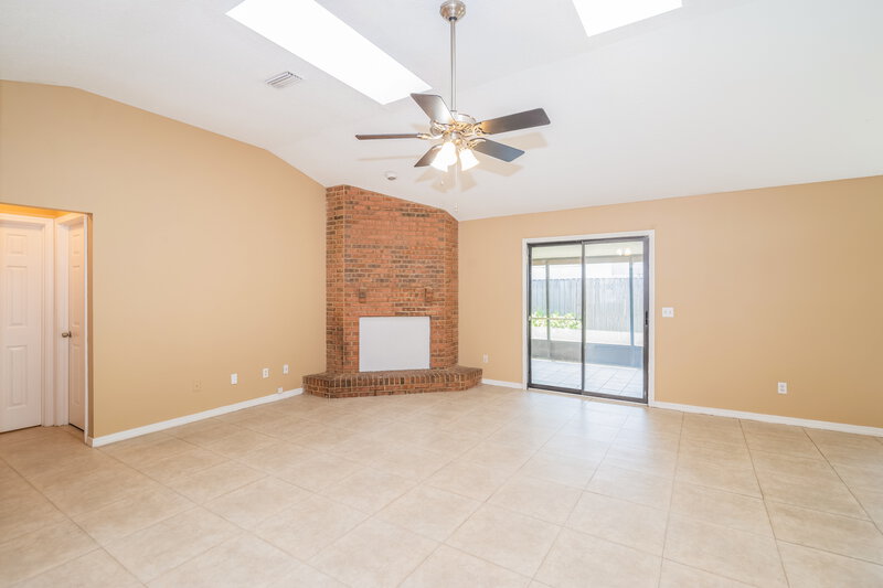 2,710/Mo, 8536 Iron Mill Ct Jacksonville, FL 32244 Living Room View 2