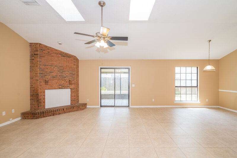 2,710/Mo, 8536 Iron Mill Ct Jacksonville, FL 32244 Living Room View 3