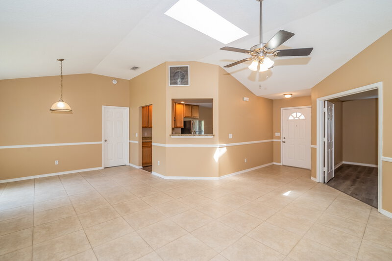 2,710/Mo, 8536 Iron Mill Ct Jacksonville, FL 32244 Living Room View 5