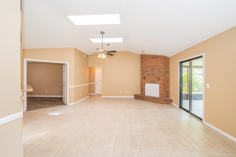 2,710/Mo, 8536 Iron Mill Ct Jacksonville, FL 32244 Living Room View 7