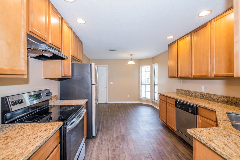2,710/Mo, 8536 Iron Mill Ct Jacksonville, FL 32244 Kitchen View