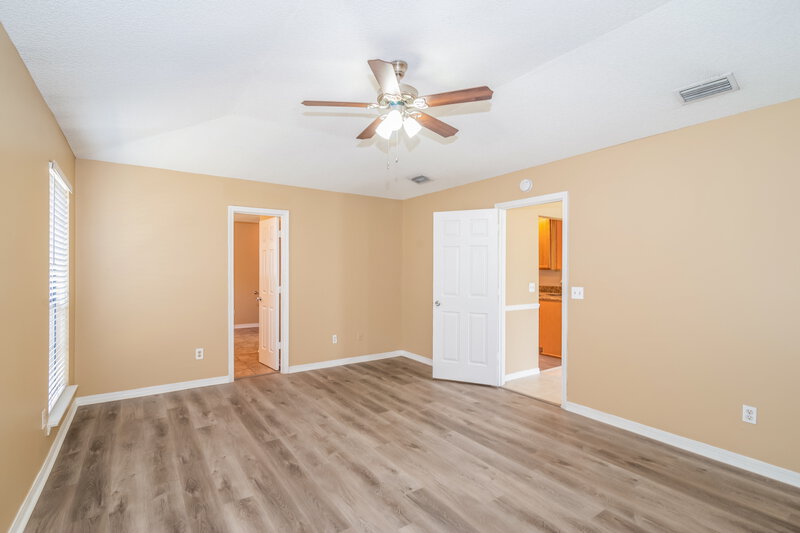 2,710/Mo, 8536 Iron Mill Ct Jacksonville, FL 32244 Main Bedroom View 2