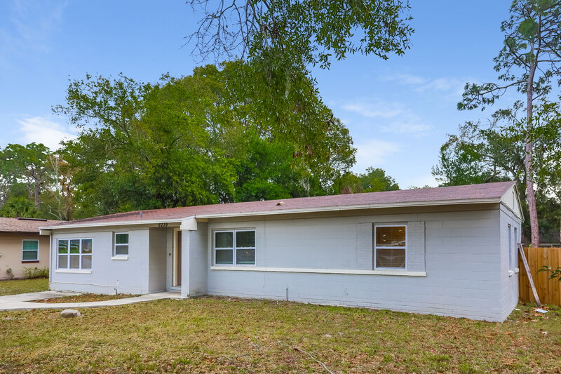 1,475/Mo, 6239 Commodore Dr Jacksonville, FL 32244 Front View 2
