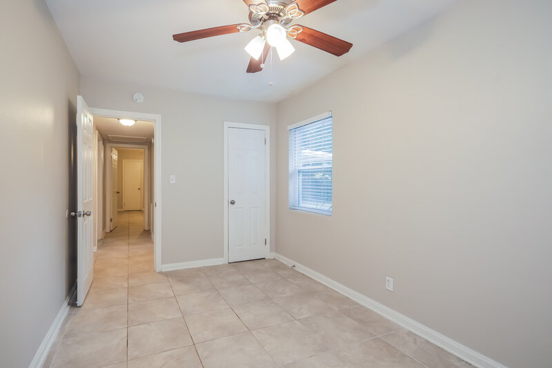 1,475/Mo, 6239 Commodore Dr Jacksonville, FL 32244 Main Bedroom View