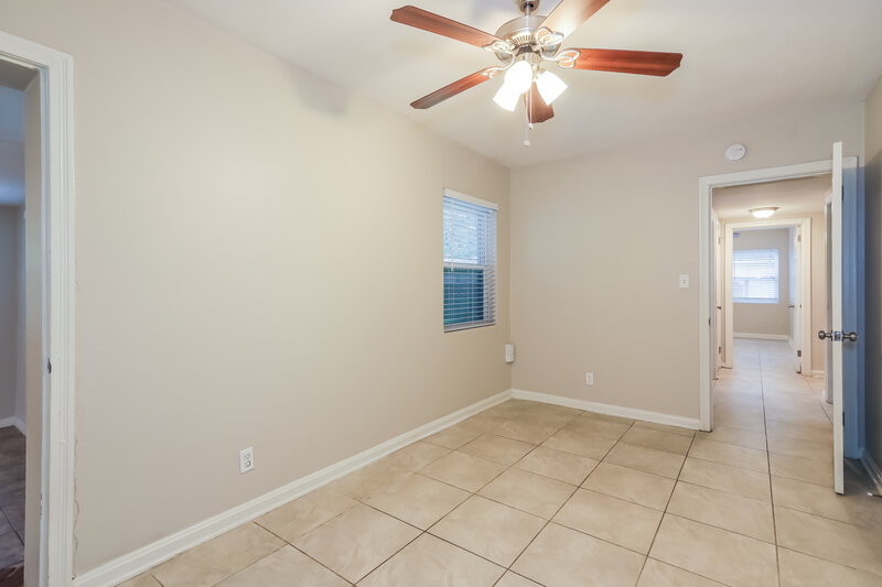 1,475/Mo, 6239 Commodore Dr Jacksonville, FL 32244 Bedroom View