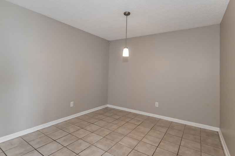 1,435/Mo, 5137 Glen Alan Ct N Jacksonville, FL 32210 Dining Room View