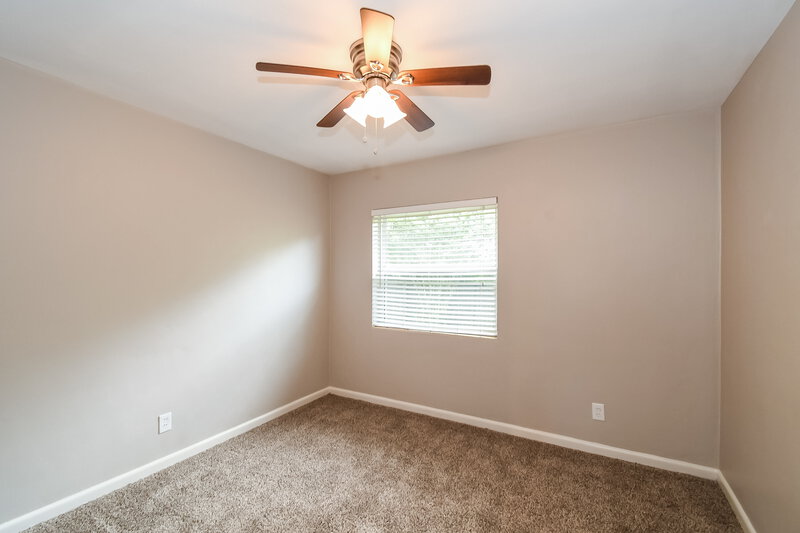1,420/Mo, 5118 Kingsbury St Jacksonville, FL 32205 Main Bedroom View