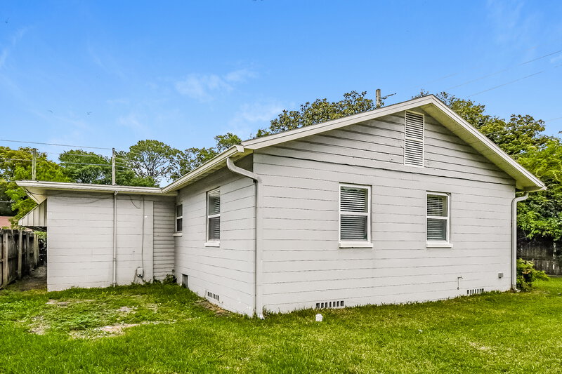 1,420/Mo, 5118 Kingsbury St Jacksonville, FL 32205 Rear View