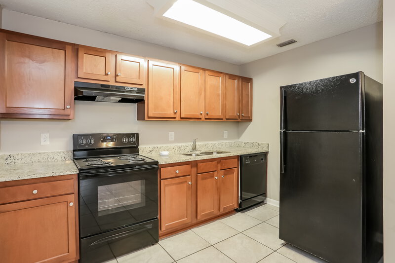 1,640/Mo, 4733 Samba Dr Jacksonville, FL 32210 Kitchen View
