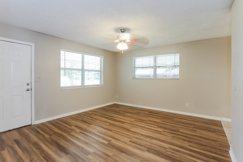 1,640/Mo, 4733 Samba Dr Jacksonville, FL 32210 Bedroom View 2