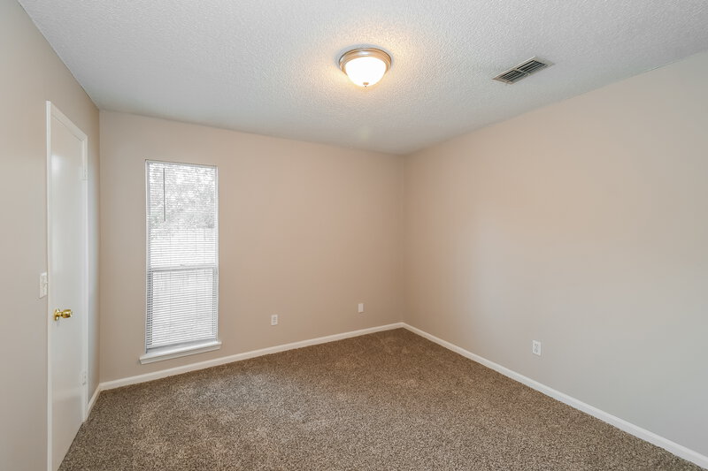 1,940/Mo, 8760 Kersey Dr Jacksonville, FL 32216 Bedroom View 2