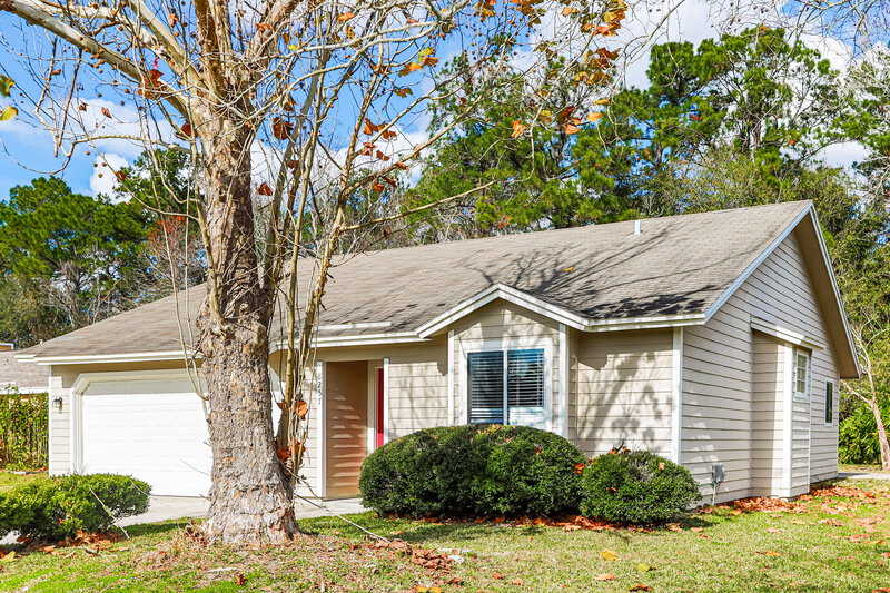 1,595/Mo, 8257 Knotts Landing Dr Jacksonville, FL 32244 Front View