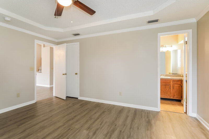 1,705/Mo, 3830 Winter Berry RD E Jacksonville, FL 32210 Main Bedroom View 2