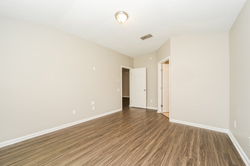 0/Mo, 11576 Kings Ridge Ct.N Jacksonville, FL 32218 Main Bedroom View