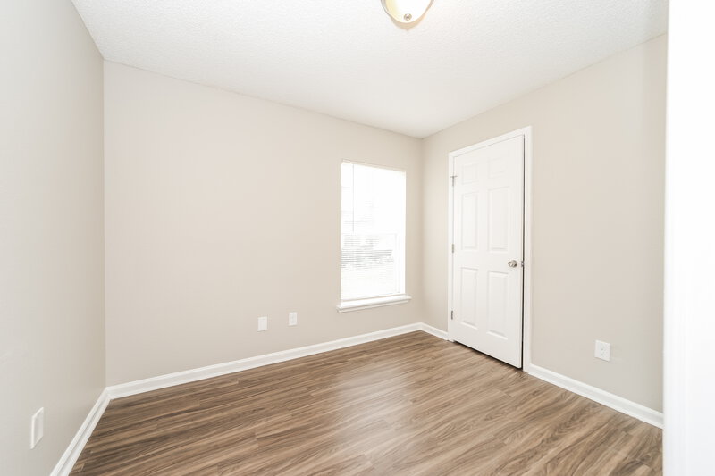 0/Mo, 11576 Kings Ridge Ct.N Jacksonville, FL 32218 Bedroom View