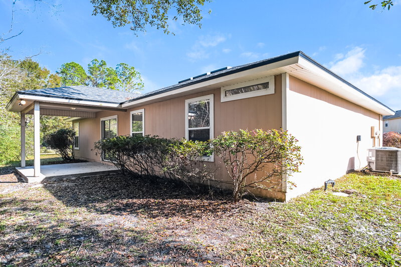 1,695/Mo, 9968 Rose Creek Ct Jacksonville, FL 32219 Rear View