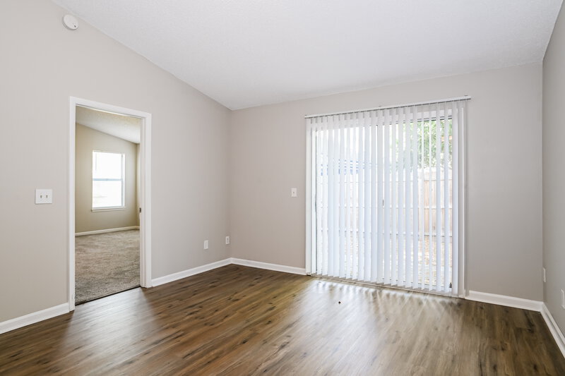 1,695/Mo, 7811 Aquarius Cir S Jacksonville, FL 32216 Dining Room View 2