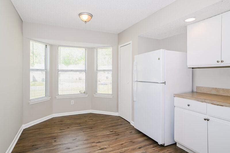 1,695/Mo, 7811 Aquarius Cir S Jacksonville, FL 32216 Breakfast Nook View