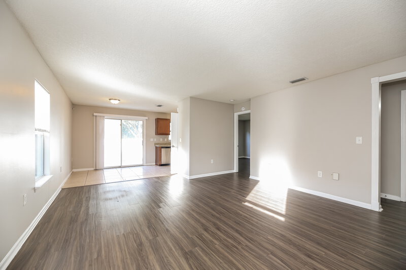 1,675/Mo, 7899 Cherry Blossom Drive N Jacksonville, FL 32216 Living Room View