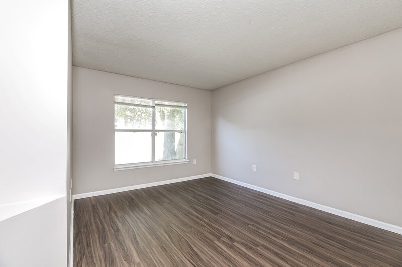 1,675/Mo, 7899 Cherry Blossom Drive N Jacksonville, FL 32216 Main Bedroom View