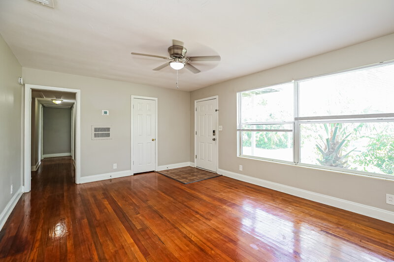 1,655/Mo, 2615 Ligustrum Rd Jacksonville, FL 32211 Misc View 2
