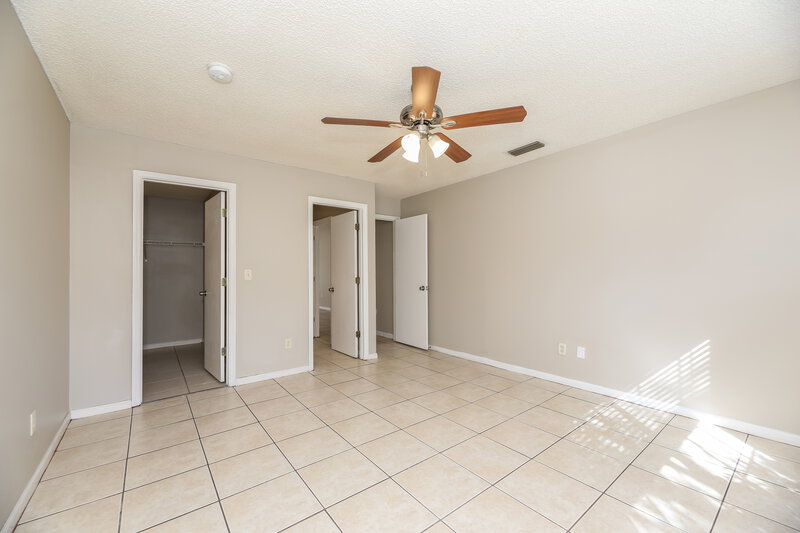 1,890/Mo, 7939 Cherry Blossom Dr S Jacksonville, FL 32216 Main Bedroom View 2