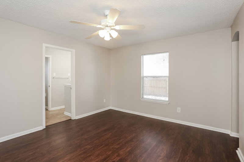 1,690/Mo, 4506 Deer Valley Dr Jacksonville, FL 32210 Main Bedroom View