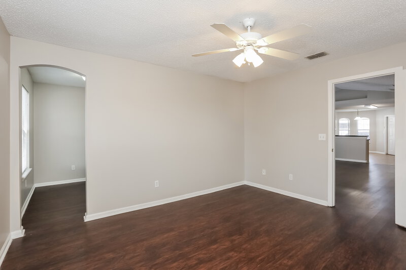 1,690/Mo, 4506 Deer Valley Dr Jacksonville, FL 32210 Main Bedroom View 2