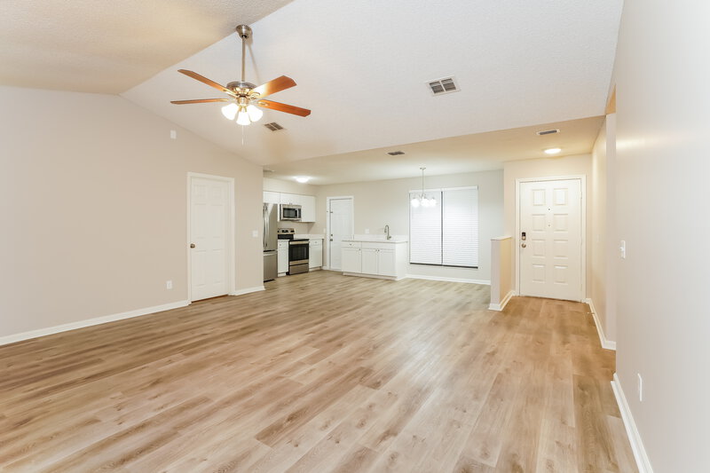 1,790/Mo, 6503 Lacey Ct Jacksonville, FL 32244 Living Room View