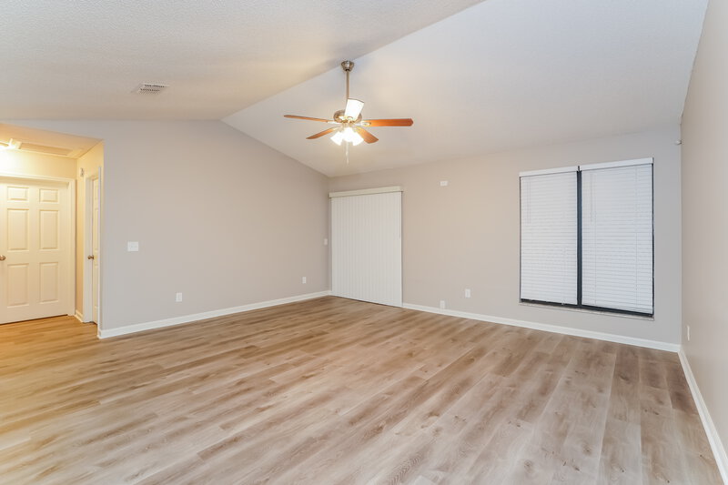 1,790/Mo, 6503 Lacey Ct Jacksonville, FL 32244 Living Room View 2
