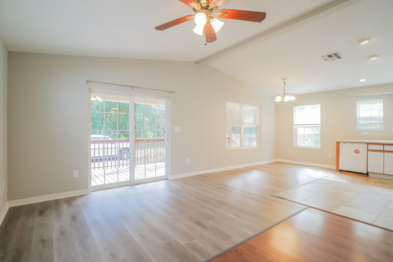 1,585/Mo, 1357 Mattie St Saint Augustine, FL 32084 Living Room View 2