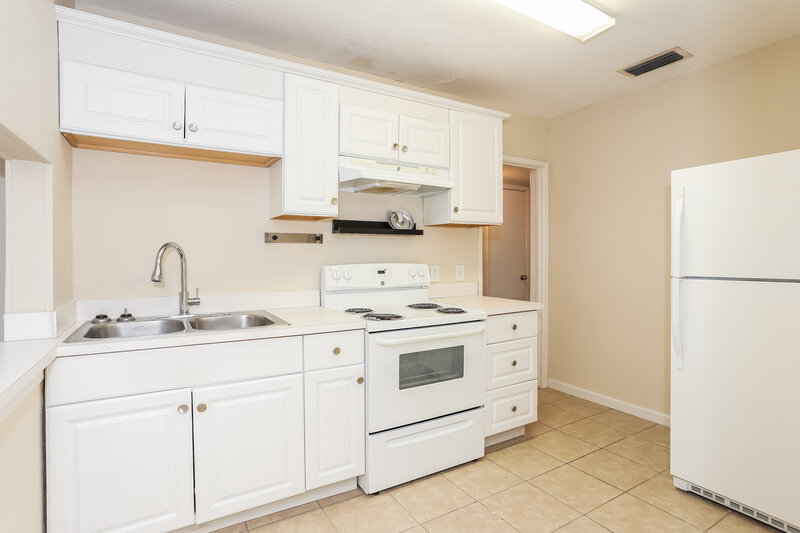 1,565/Mo, 4908 Dundee Rd Jacksonville, FL 32210 Misc View 5