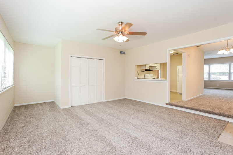 1,565/Mo, 4908 Dundee Rd Jacksonville, FL 32210 Misc View 8