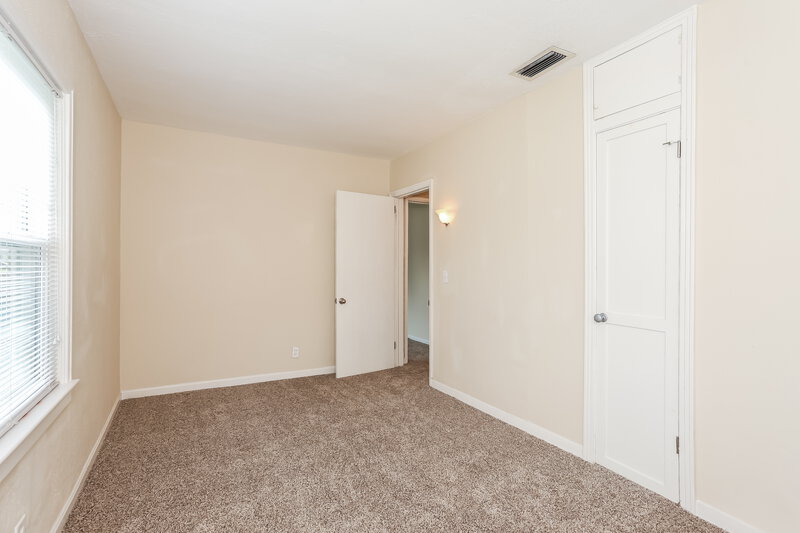 1,565/Mo, 4908 Dundee Rd Jacksonville, FL 32210 Misc View 14