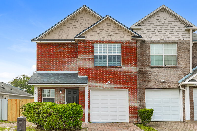 0/Mo, 3564 Atherton St Jacksonville, FL 32207 External View