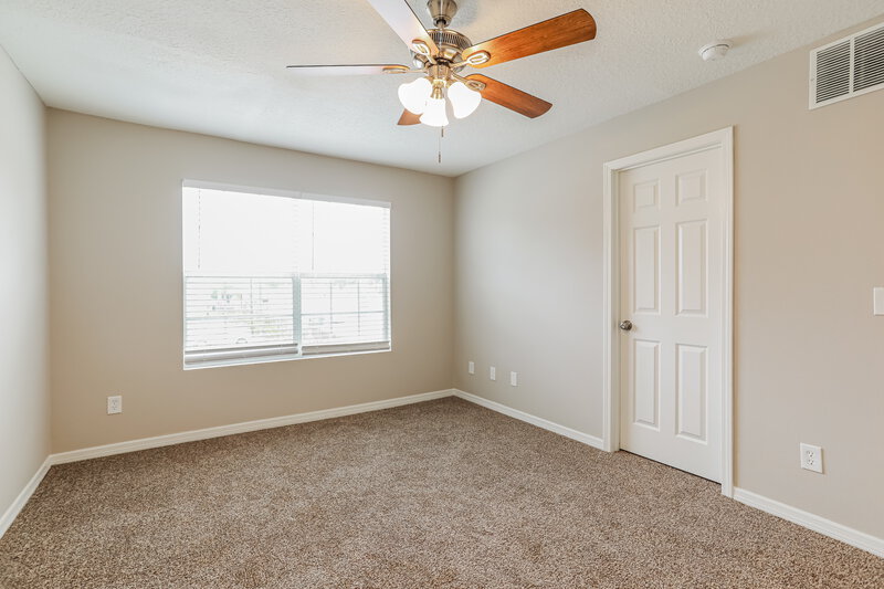 0/Mo, 3564 Atherton St Jacksonville, FL 32207 Main Bedroom View