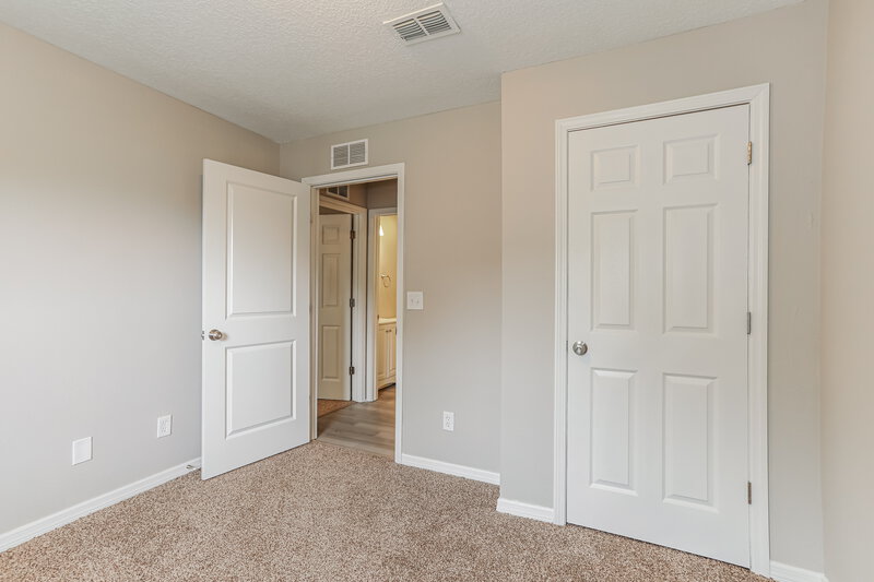 0/Mo, 3564 Atherton St Jacksonville, FL 32207 Bedroom View