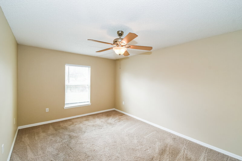2,065/Mo, 11181 Illford Dr Jacksonville, FL 32246 Main Bedroom View 2