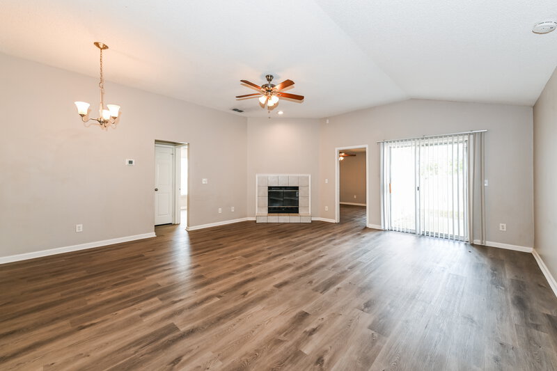 1,855/Mo, 3578 Caroline Vale Blvd Jacksonville, FL 32277 Living Room View