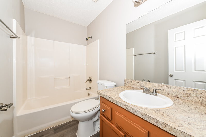 1,855/Mo, 3578 Caroline Vale Blvd Jacksonville, FL 32277 Bathroom View