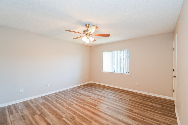 1,645/Mo, 7753 Highchair Ln Jacksonville, FL 32210 Main Bedroom View