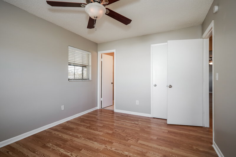 1,795/Mo, 190 Estancia St Saint Augustine, FL 32086 Master Bedroom View 2