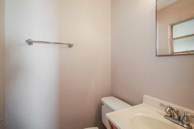 1,795/Mo, 190 Estancia St Saint Augustine, FL 32086 Powder Room View