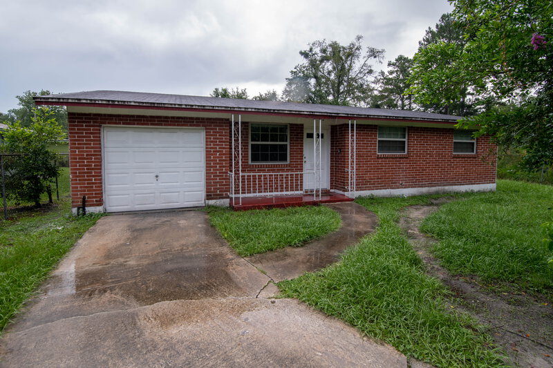 1,335/Mo, 5568 GILCHRIST Rd Jacksonville, FL 32219 External View