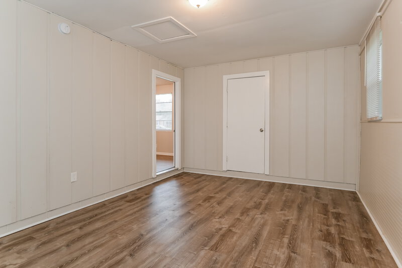 1,655/Mo, 304 Citizen St Green Cove Springs, FL 32043 Living Room View 2