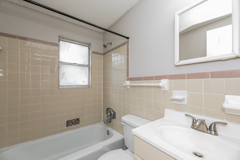 1,435/Mo, 5322 Boilard Dr Jacksonville, FL 32209 Misc View 13