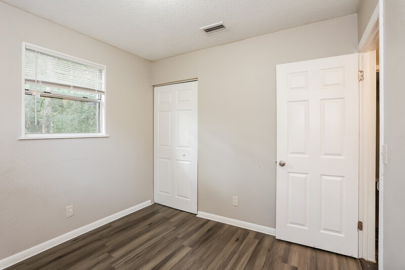 1,570/Mo, 6812 Hawkins Ct Jacksonville, FL 32219 Bedroom View 6
