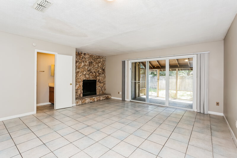 1,555/Mo, 7656 Arble Dr Jacksonville, FL 32211 Misc View