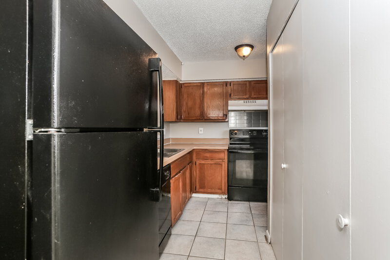 1,585/Mo, 7656 Arble Dr Jacksonville, FL 32211 Kitchen View